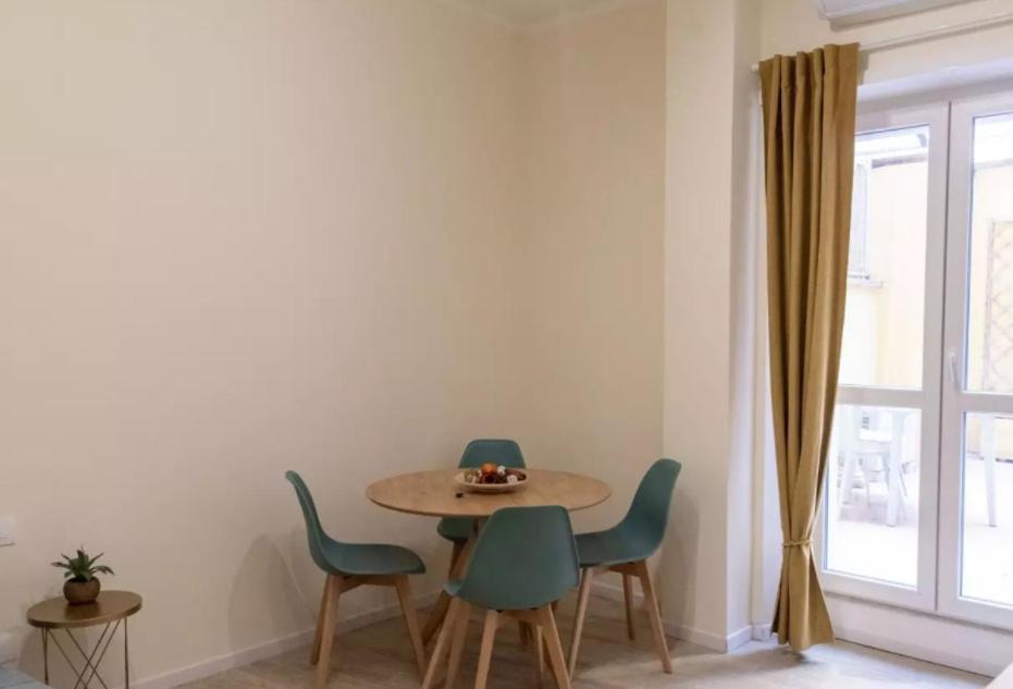 Modern With Terrace Apartment *